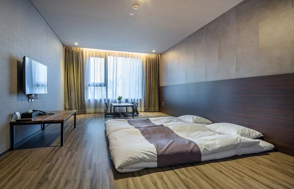 Hotel With Jeju