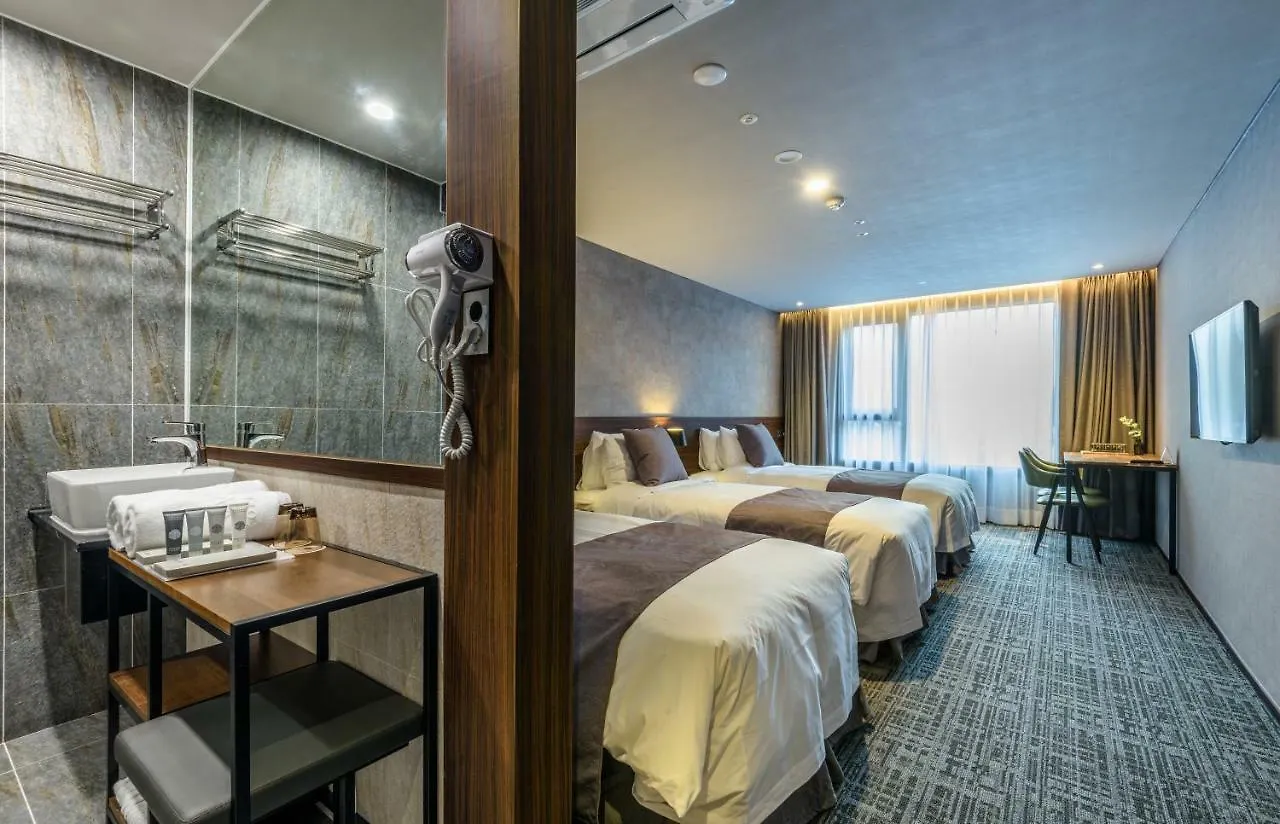 Hotel With Jeju